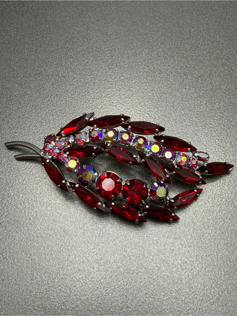🔥2/$100 Vintage Siam Red Navette Brooch